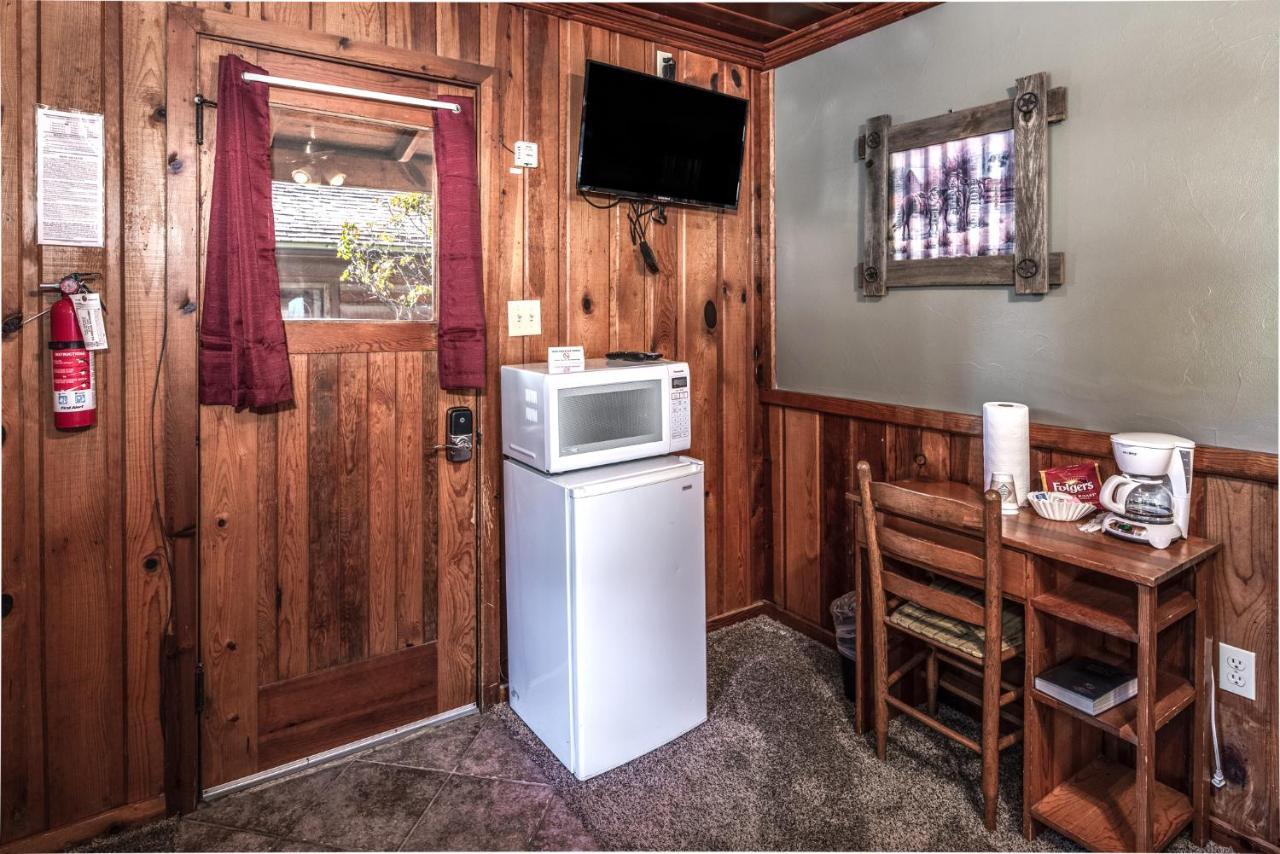 Apache Village 5, Queen Bed, Midtown, Sleeps 2 Ruidoso Εξωτερικό φωτογραφία